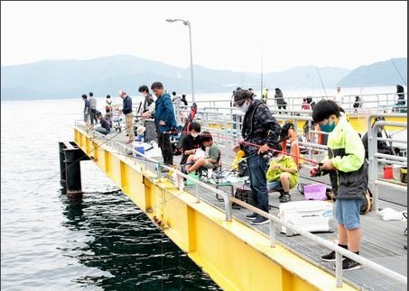 宮津の海洋つり場で魅了される豊富な漁獲物の魅力