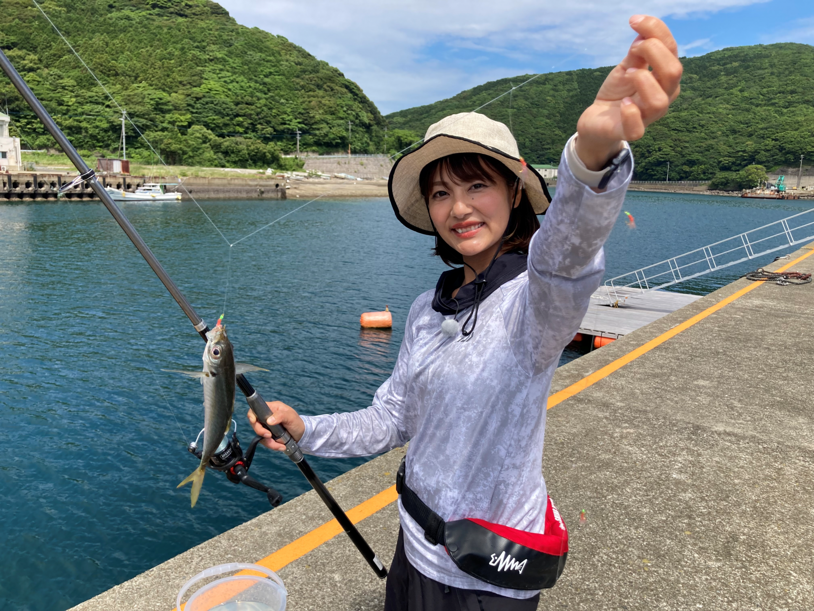 堤防釣りの必勝ポイント！穴釣りで狙える根魚の宝庫