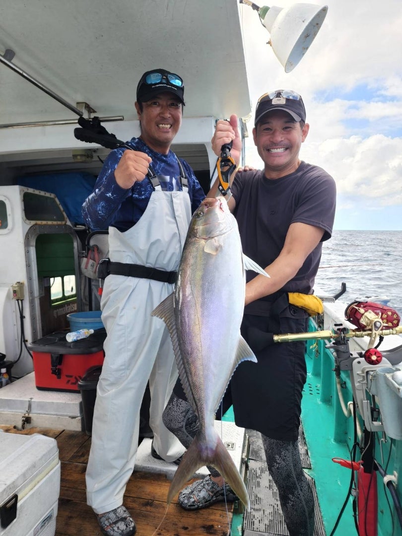 照英が八丈島の大海原で巨大カンパチに挑戦！