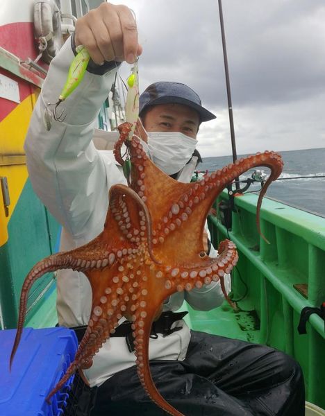 船釣り特選釣果：2024年8月のマダコ釣り完全ガイド！